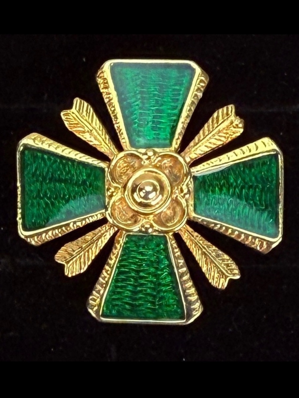 Vintage Green Enamel Maltese Cross Gold Tone Floral Brooch Pin